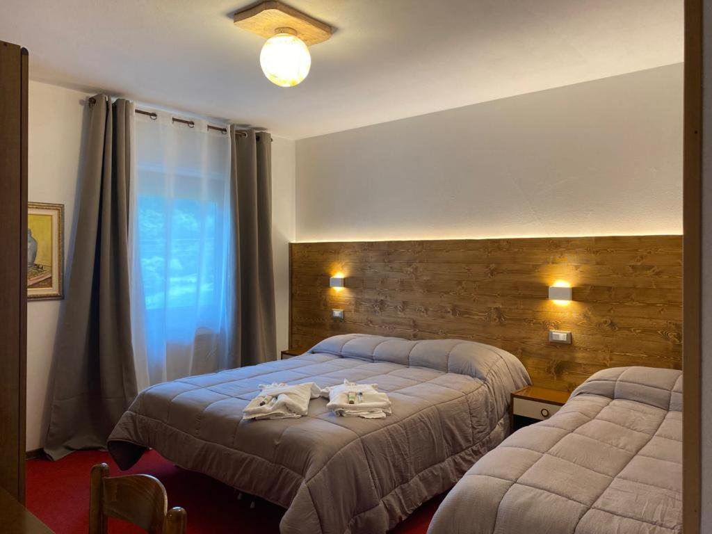 Albergo Quai Monno Exterior foto